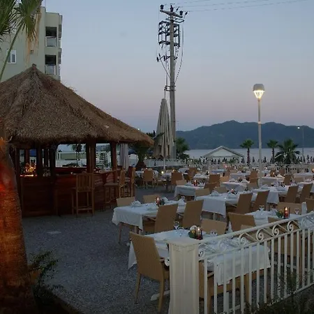 Hotell Hawaii 4*