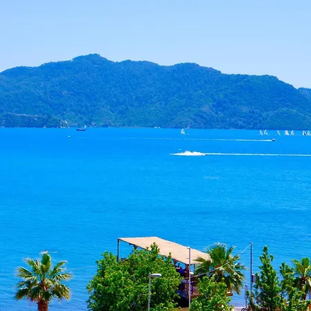 Hotell Hawaii 4*