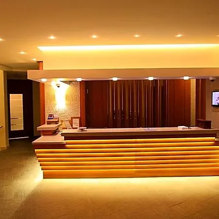 Hawaii Hotel 4*