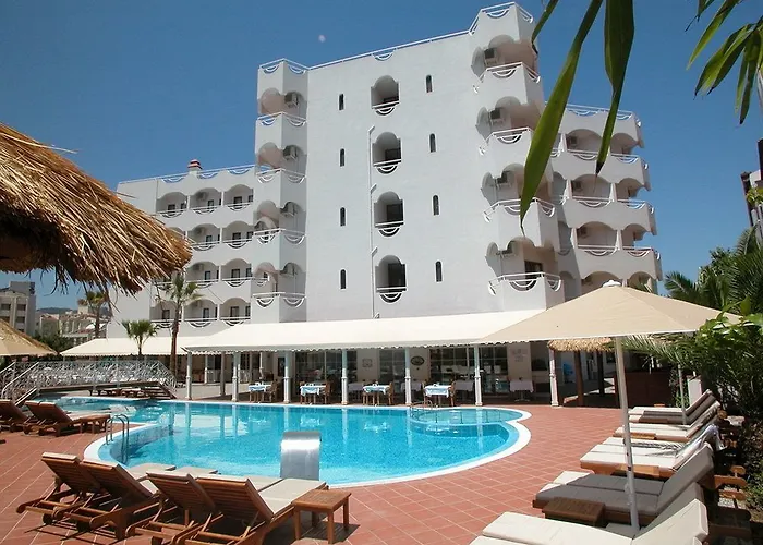 Hotell Hawaii 4*